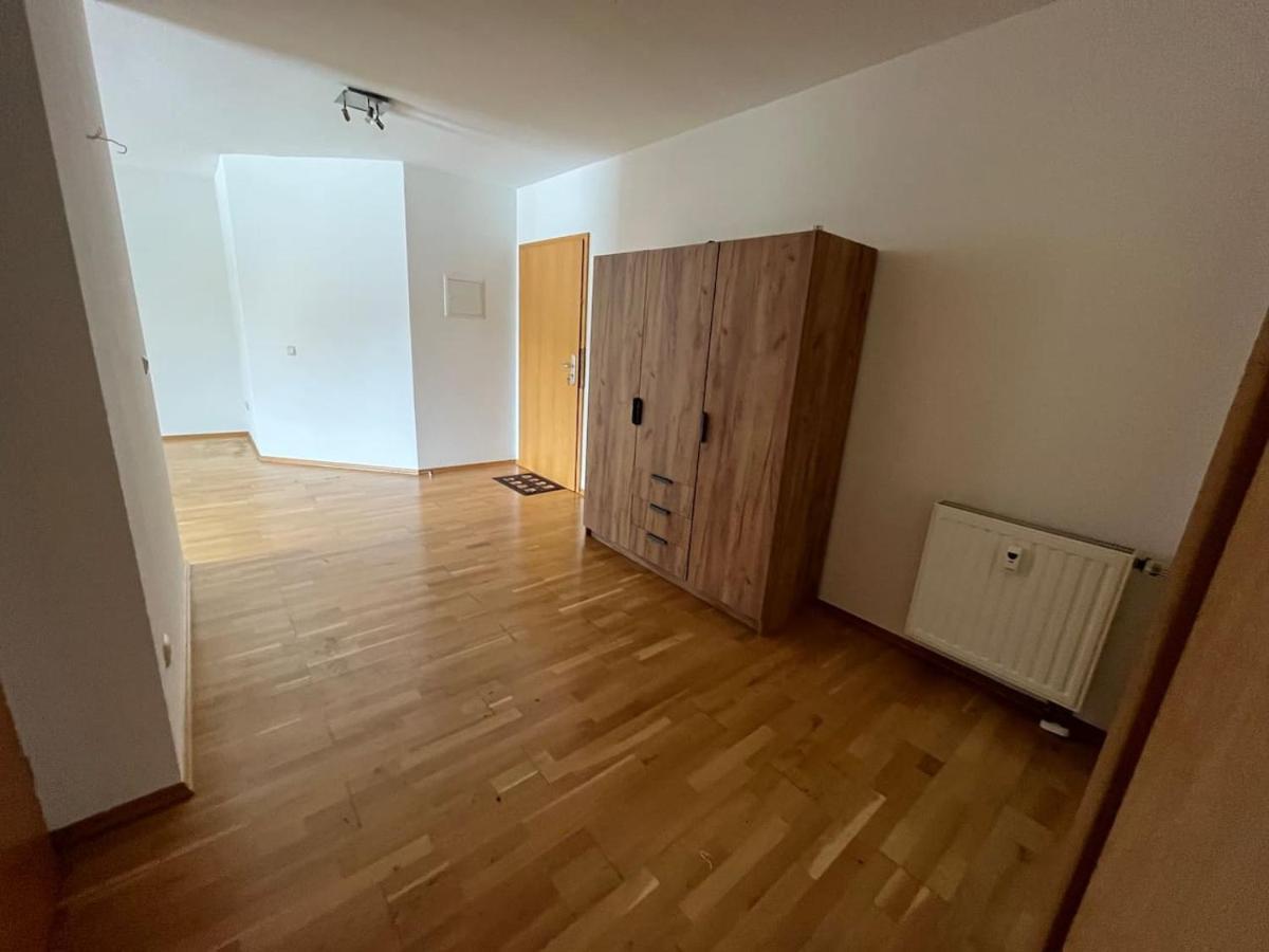 Grosses Apartment Im Dg Leipzig Buitenkant foto
